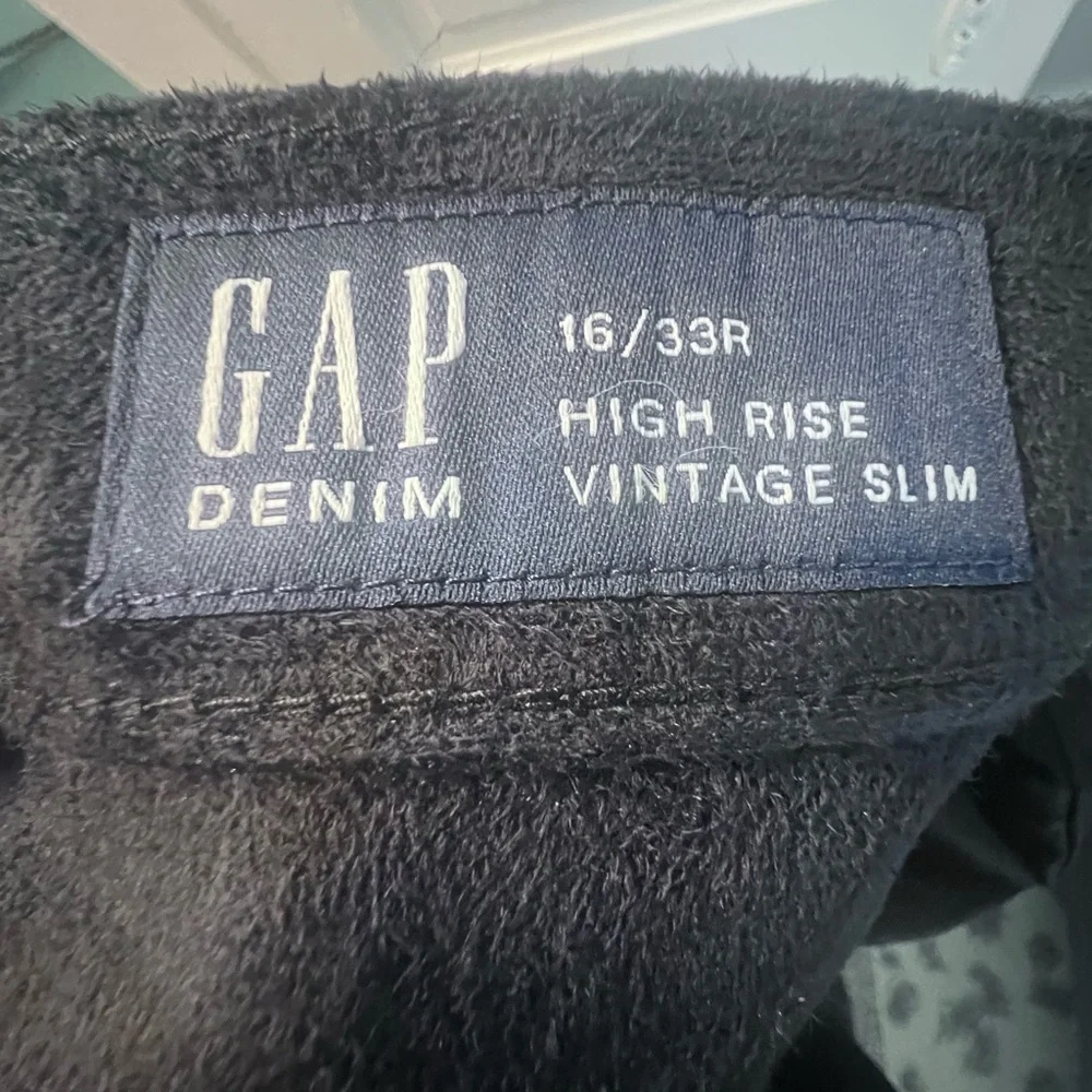 NWT Vegan Leather Vintage Slim Pants - Picture 5 of 6